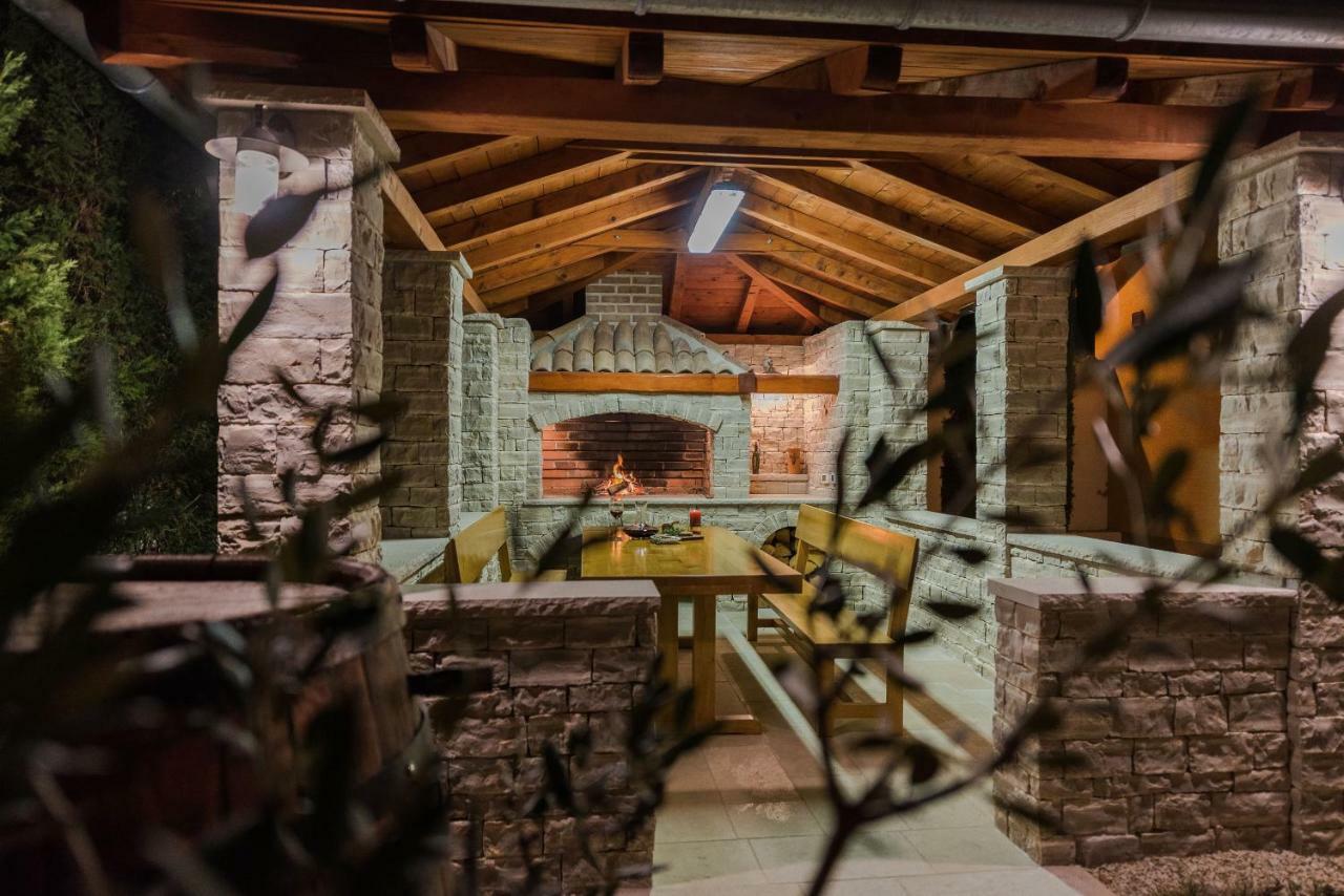 Holiday House Lavanda Врси Экстерьер фото